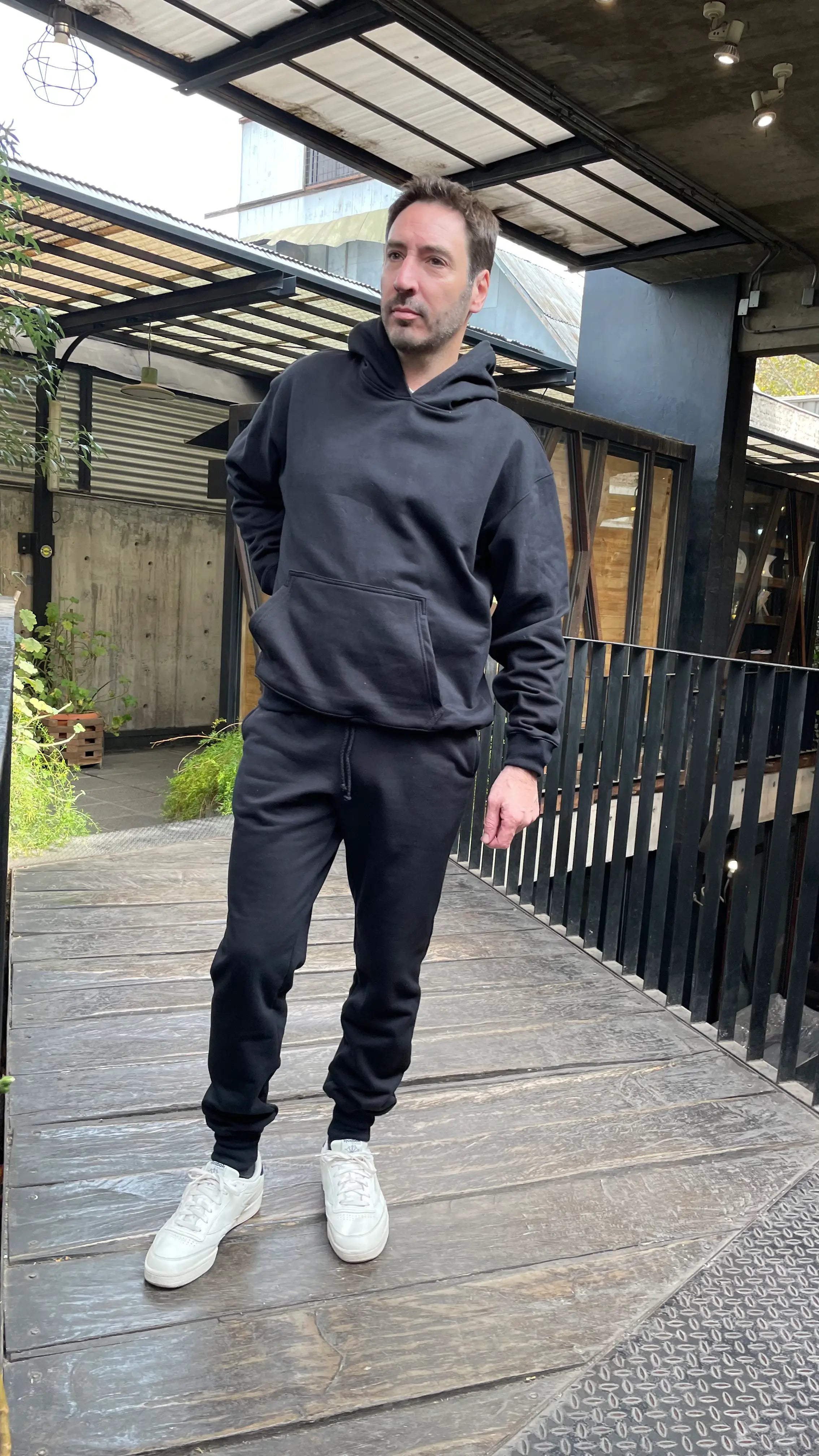 JOGGER PUÑO RIB UNISEX NEGRO