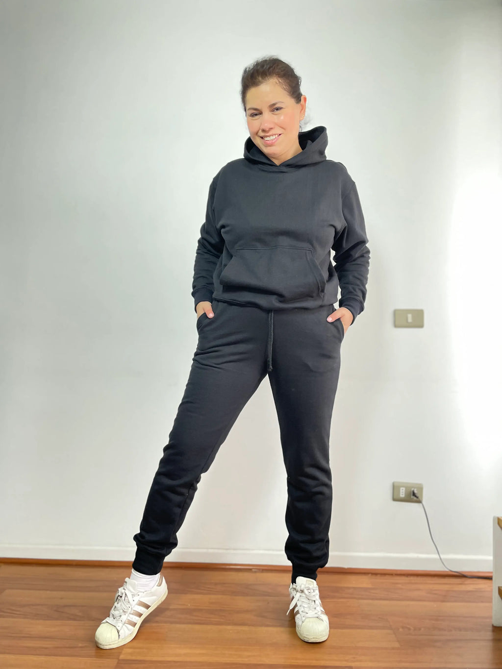 JOGGER PUÑO RIB UNISEX NEGRO